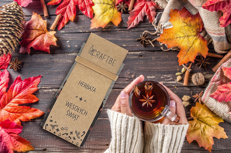 HERBATA WESOŁYCH ŚWIĄT CZARNA ŚWIĄTECZNA GRZANIEC ZIMOWA MAGIA NA PREZENT